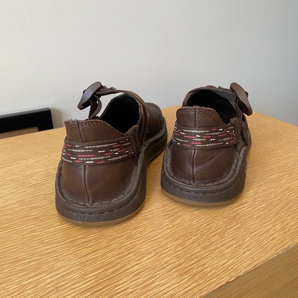 Brown Leather Chaco PedShed Slides - Picture 4 of 9